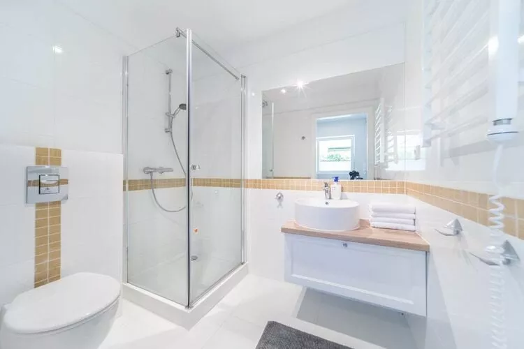 Domek wakacyjny dla 6 osób Pobierowo-Badkamer