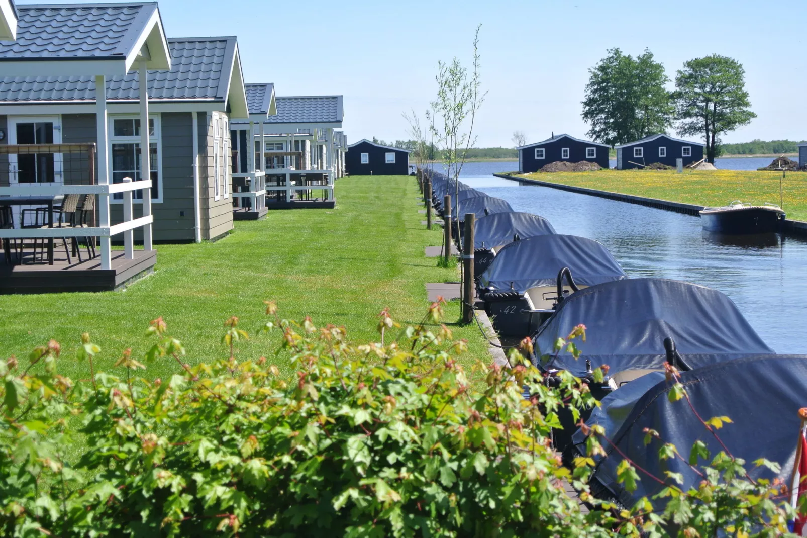 Vakantiepark Giethoorn 3-Buitenkant zomer