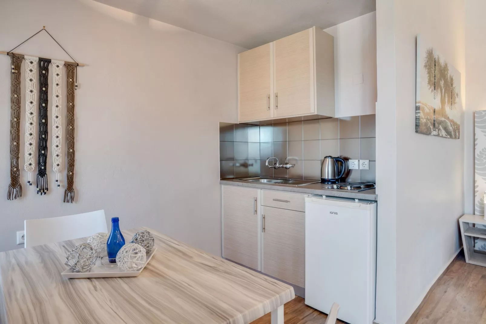 Leuke studio op Lesbos met een balkon-Keuken
