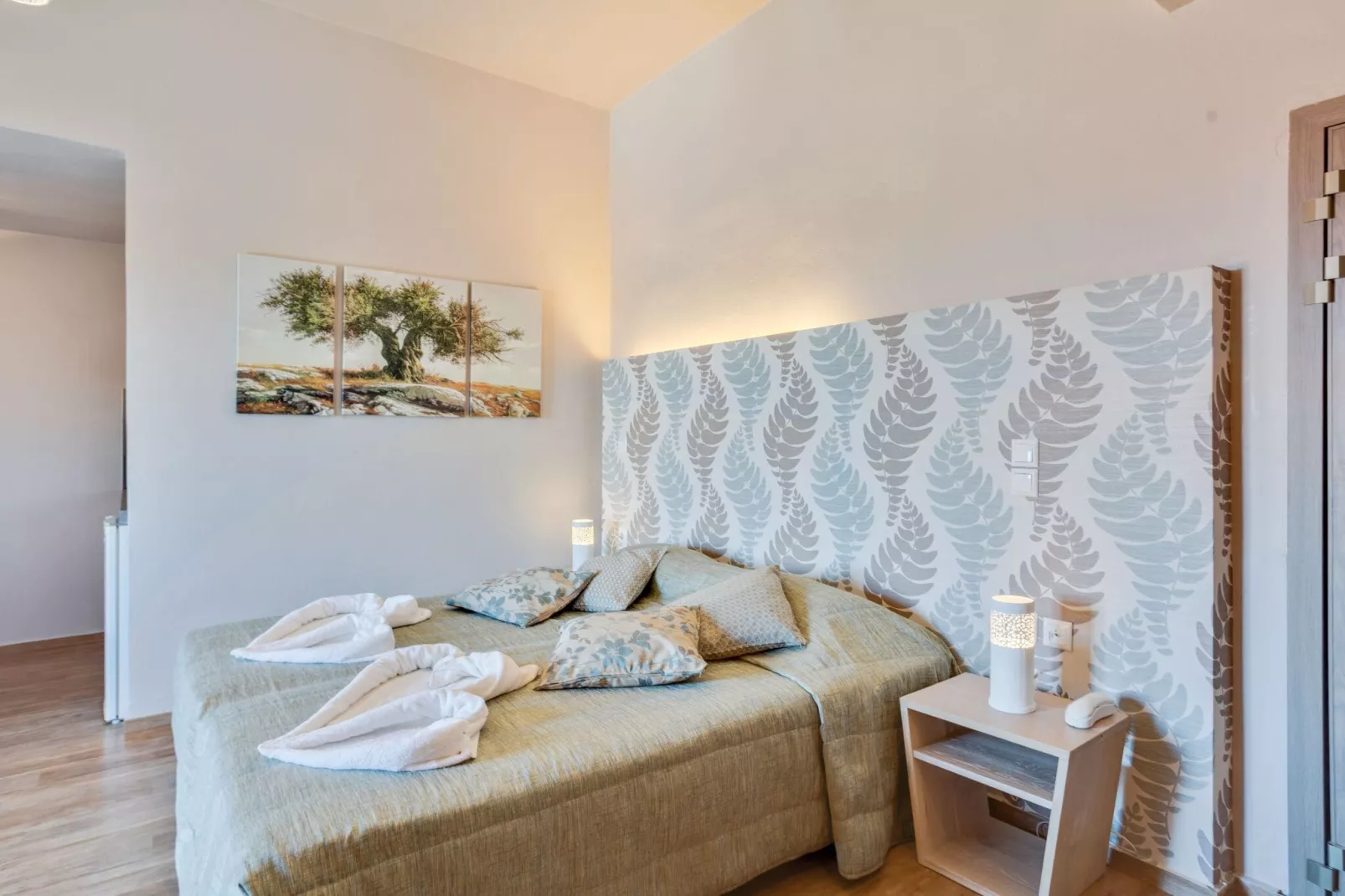 Leuke studio op Lesbos met een balkon-Slaapkamer