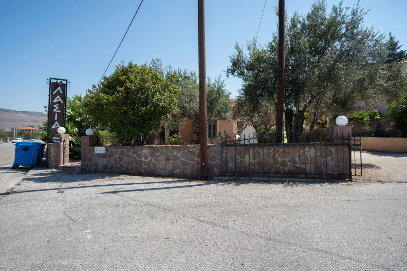 Leuke studio op Lesbos met een balkon-Gebieden zomer 1km