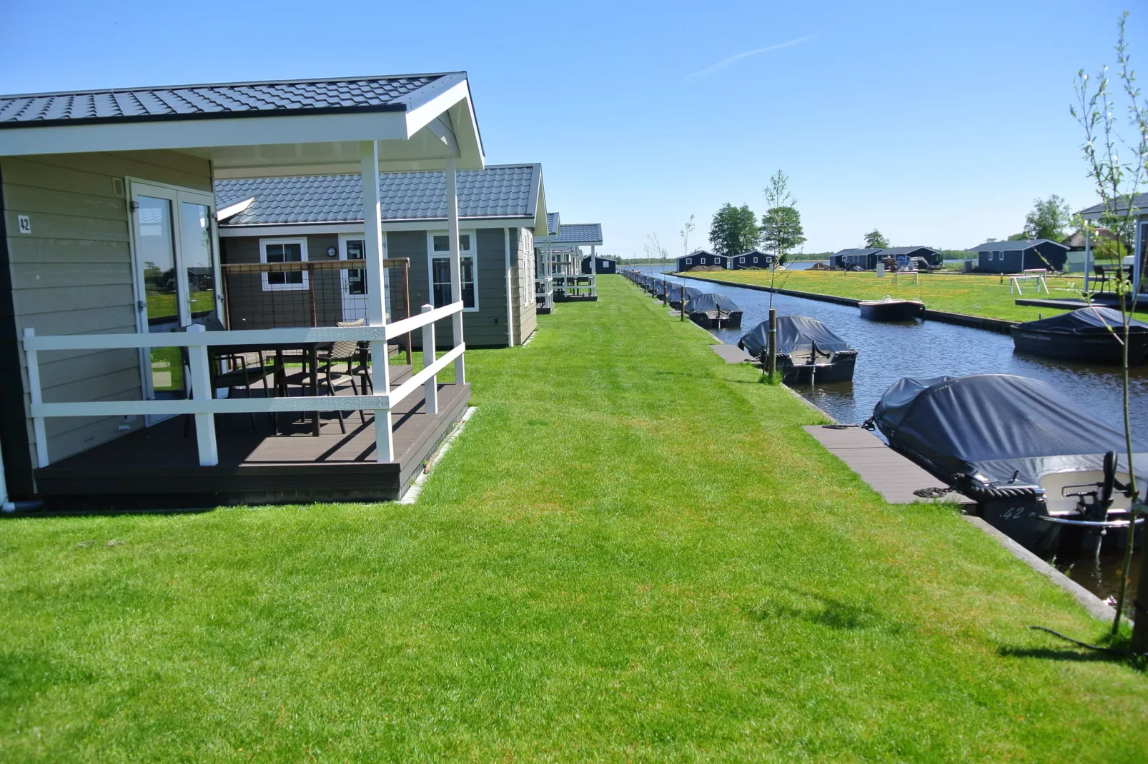 Vakantiepark Giethoorn 4-Buitenkant zomer