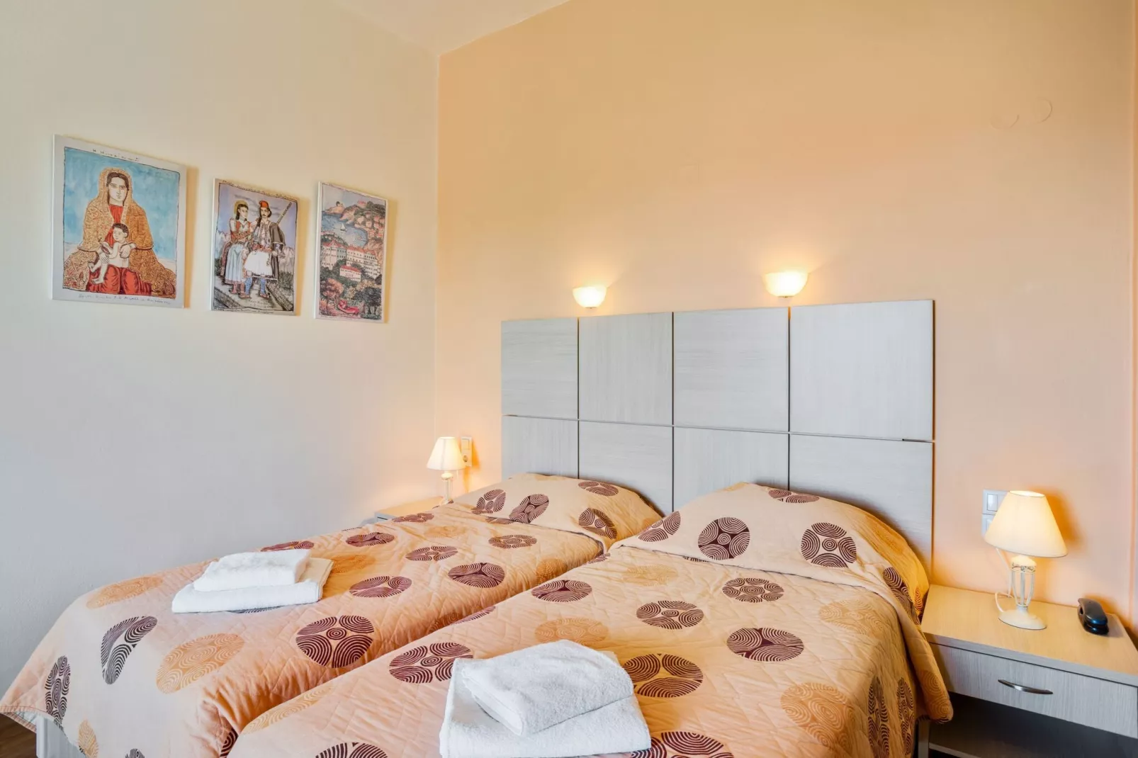 Leuke studio op Lesbos met een gedeeld zwembad-Slaapkamer