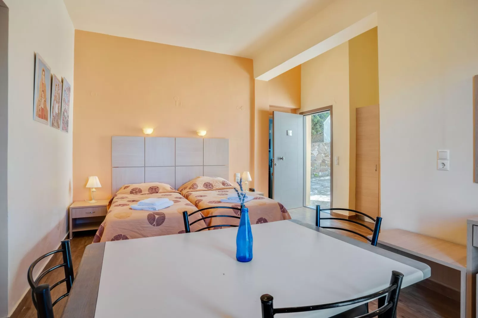 Leuke studio op Lesbos met een gedeeld zwembad-Slaapkamer