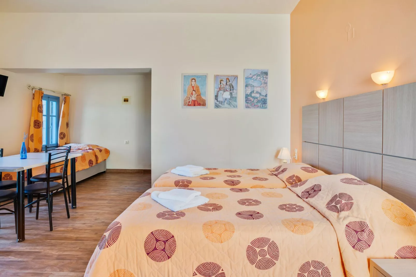 Leuke studio op Lesbos met een gedeeld zwembad-Slaapkamer