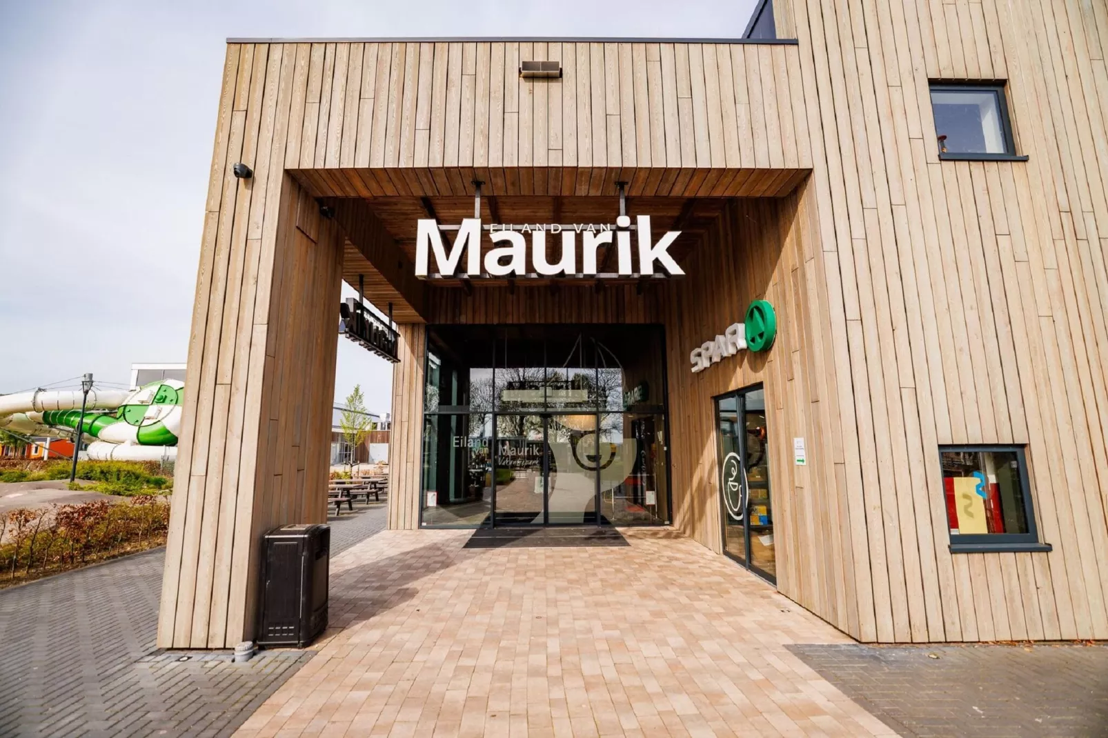 Vakantiepark Eiland van Maurik 4-Parkfaciliteiten