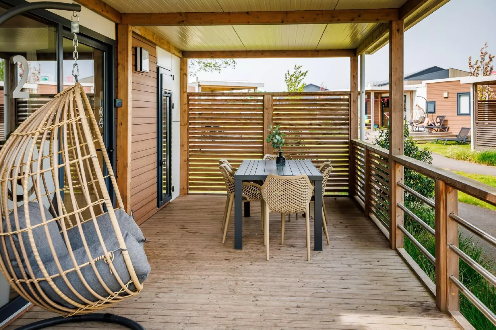 Vakantiepark Eiland van Maurik 7-Terrasbalkon