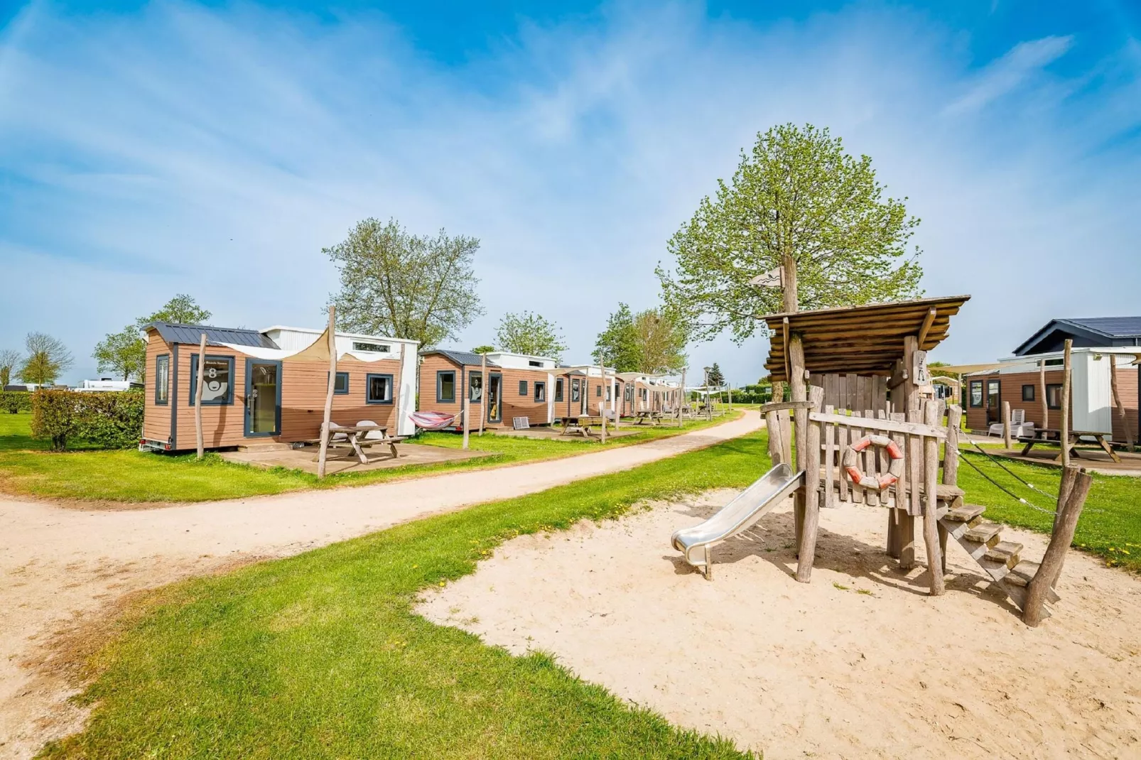 Vakantiepark Eiland van Maurik 9-Buitenkant zomer