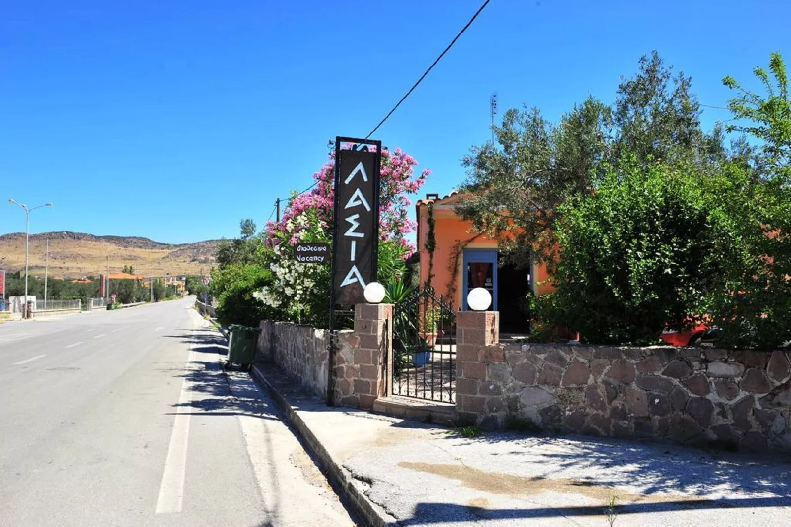 Leuke studio op Lesbos met een gedeeld zwembad-Buitenkant zomer