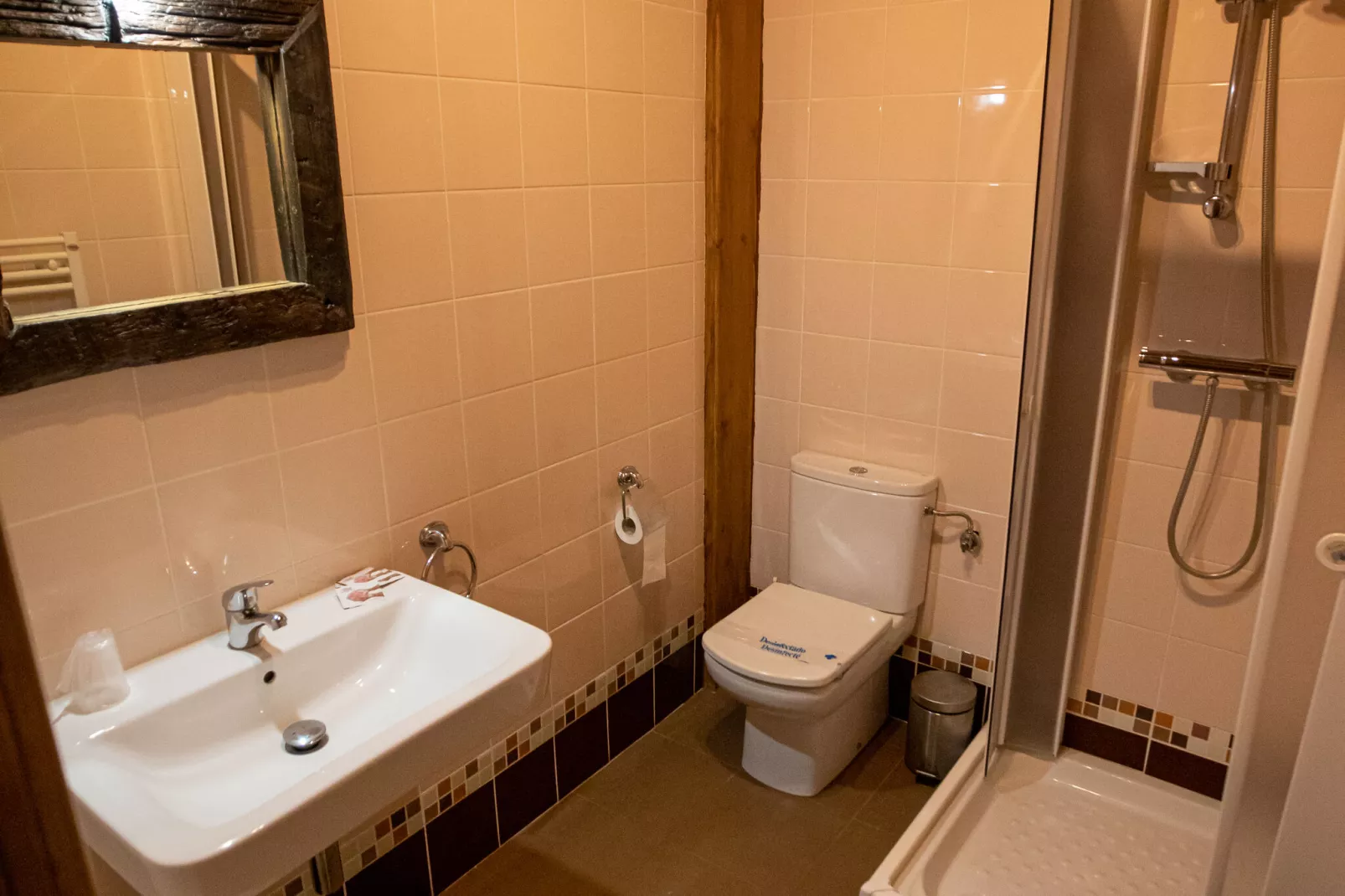 Casa Rural Poza de la Torca II-Badkamer
