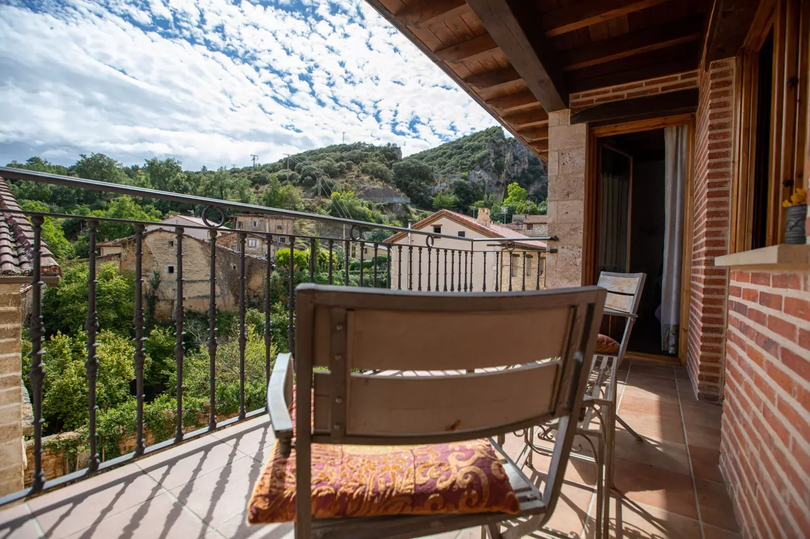 Casa Rural Poza de la Torca II-Terrasbalkon