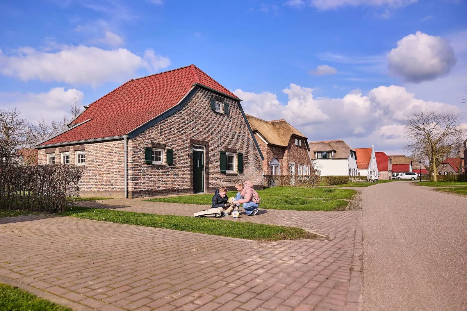 Buitenhof De Leistert 13-Buitenkant zomer