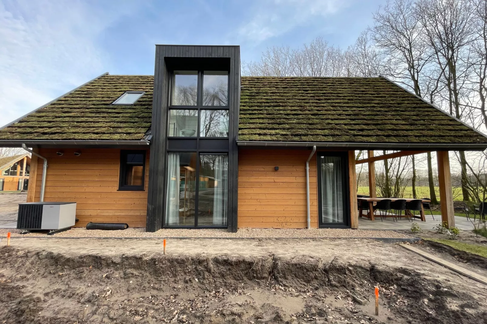 Bos Villa met Hottub  6 personen-Buitenkant zomer