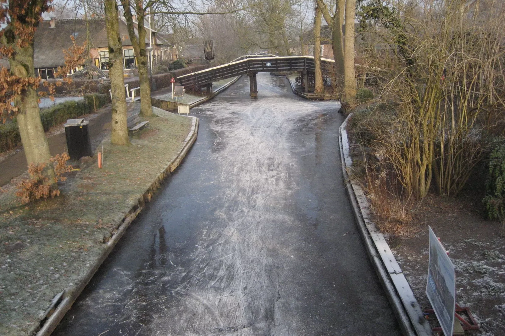 Chaletpark Kroondomein Giethoorn 4-Gebieden zomer 1km