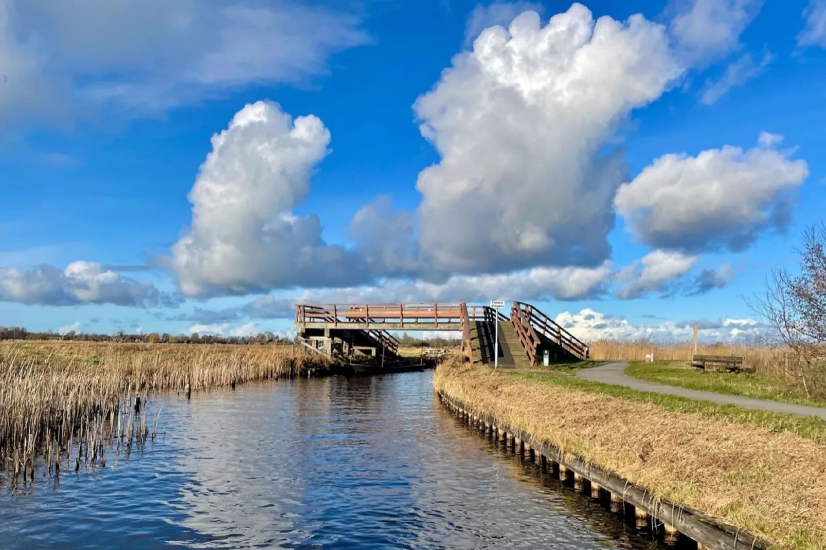 Chaletpark Kroondomein Giethoorn 4-Gebieden zomer 1km