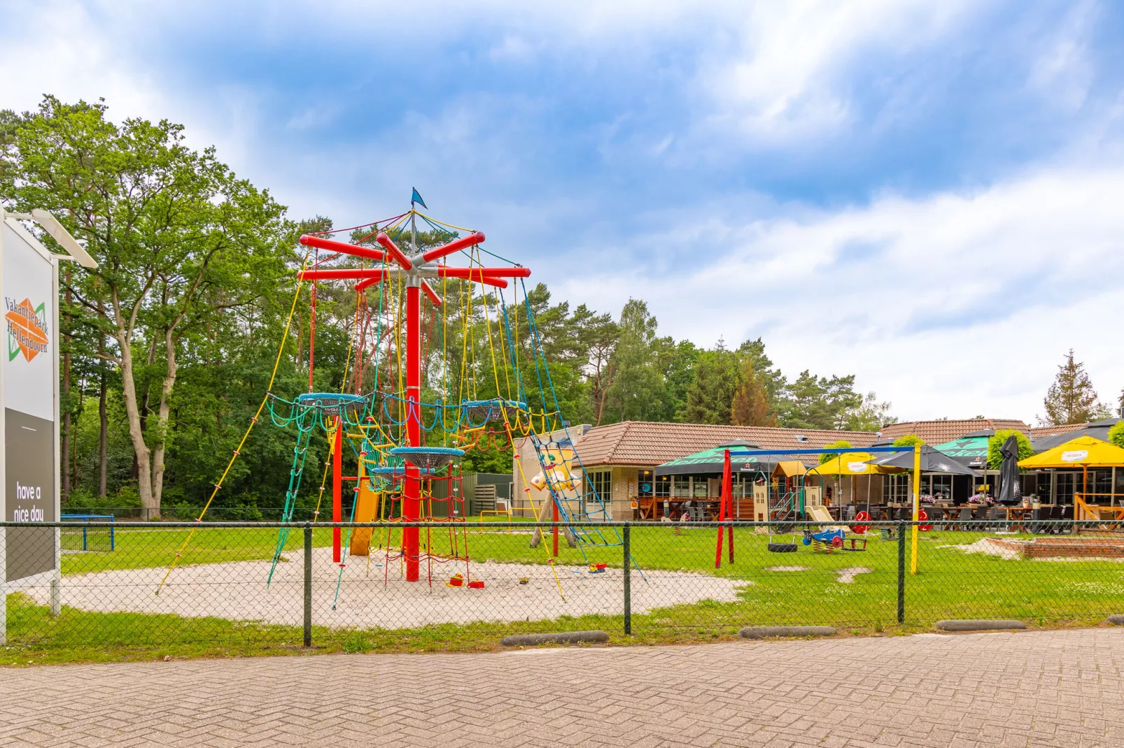 Vakantiepark Hellendoorn 6-Parkfaciliteiten