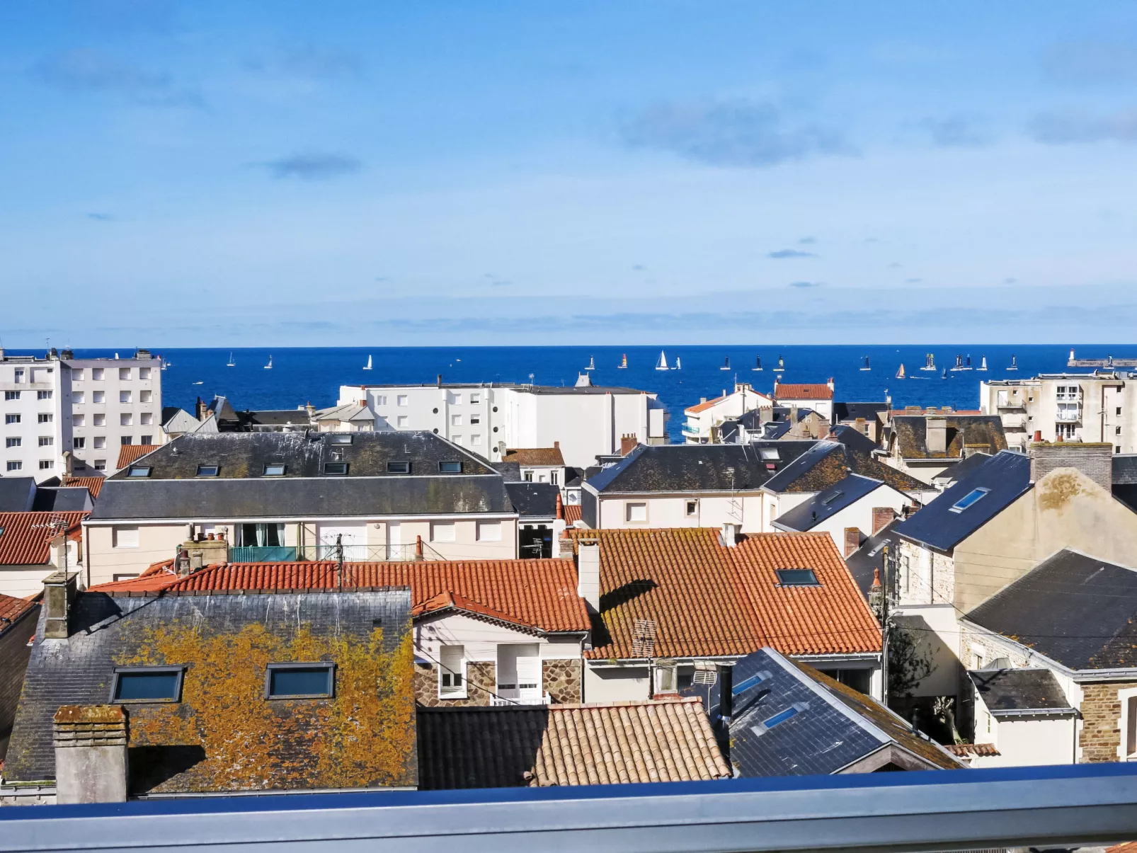 L'Hippocampe T2 balcon et large vue mer