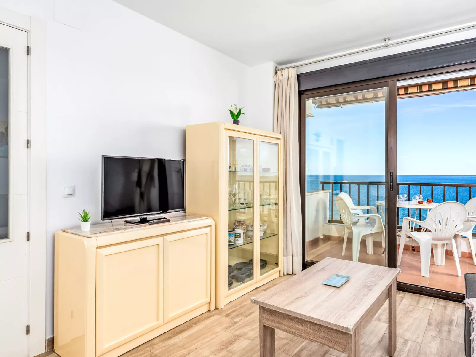 Apartamentos Lubina III-Binnen