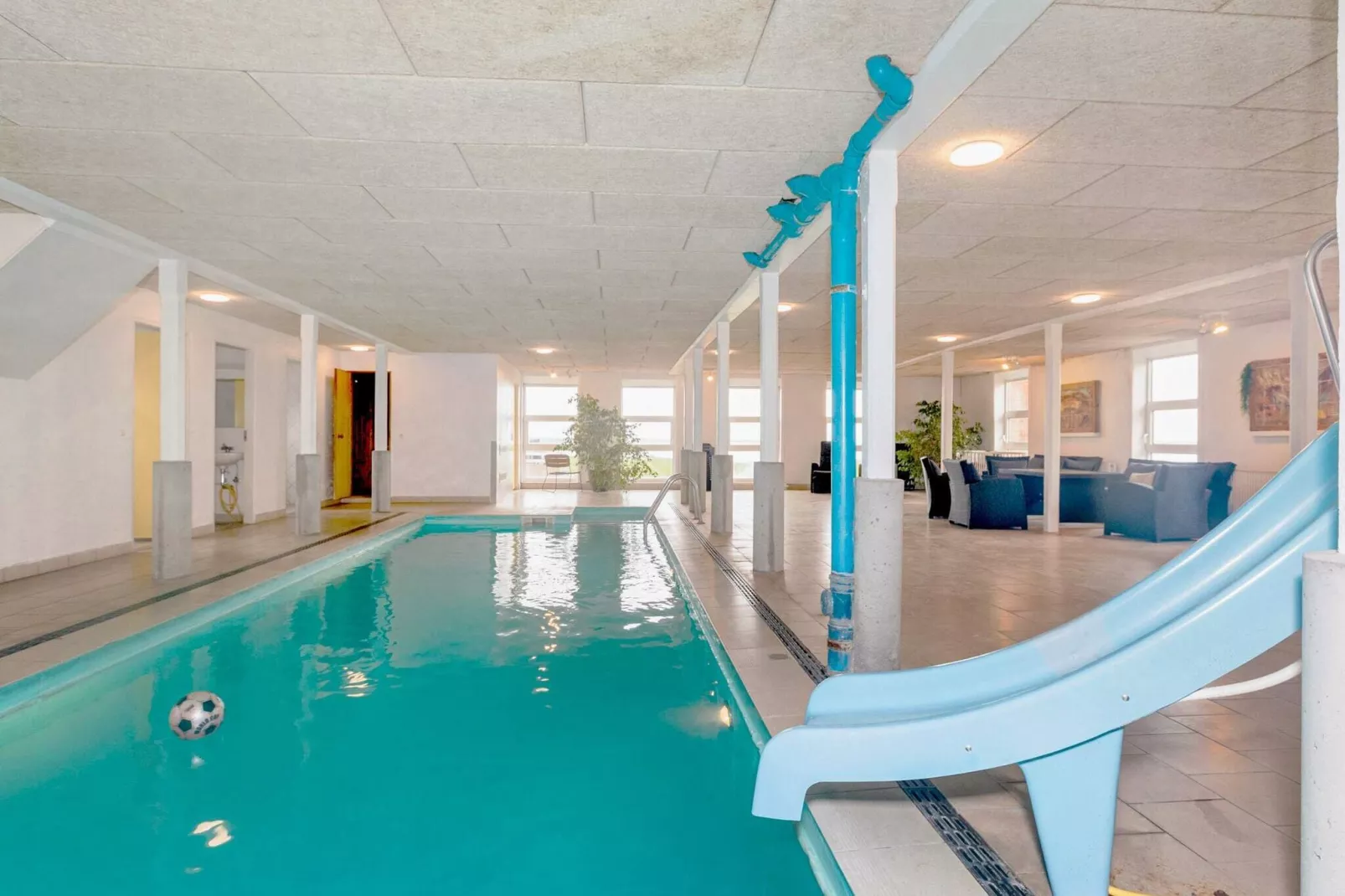 20 persoons vakantie huis in Karby-By Traum-Zwembad