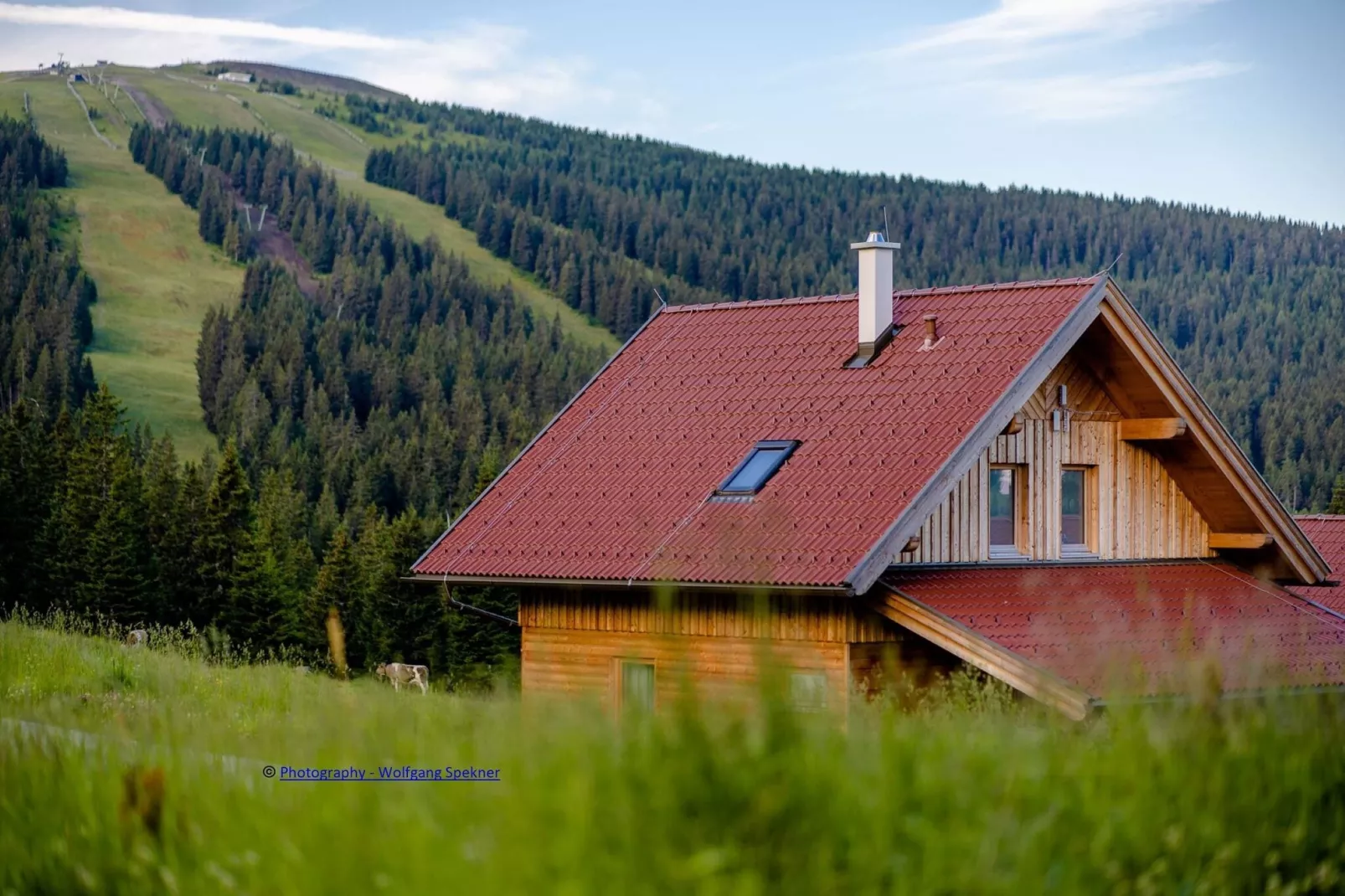 Almdorf Weinebene-Buitenkant zomer