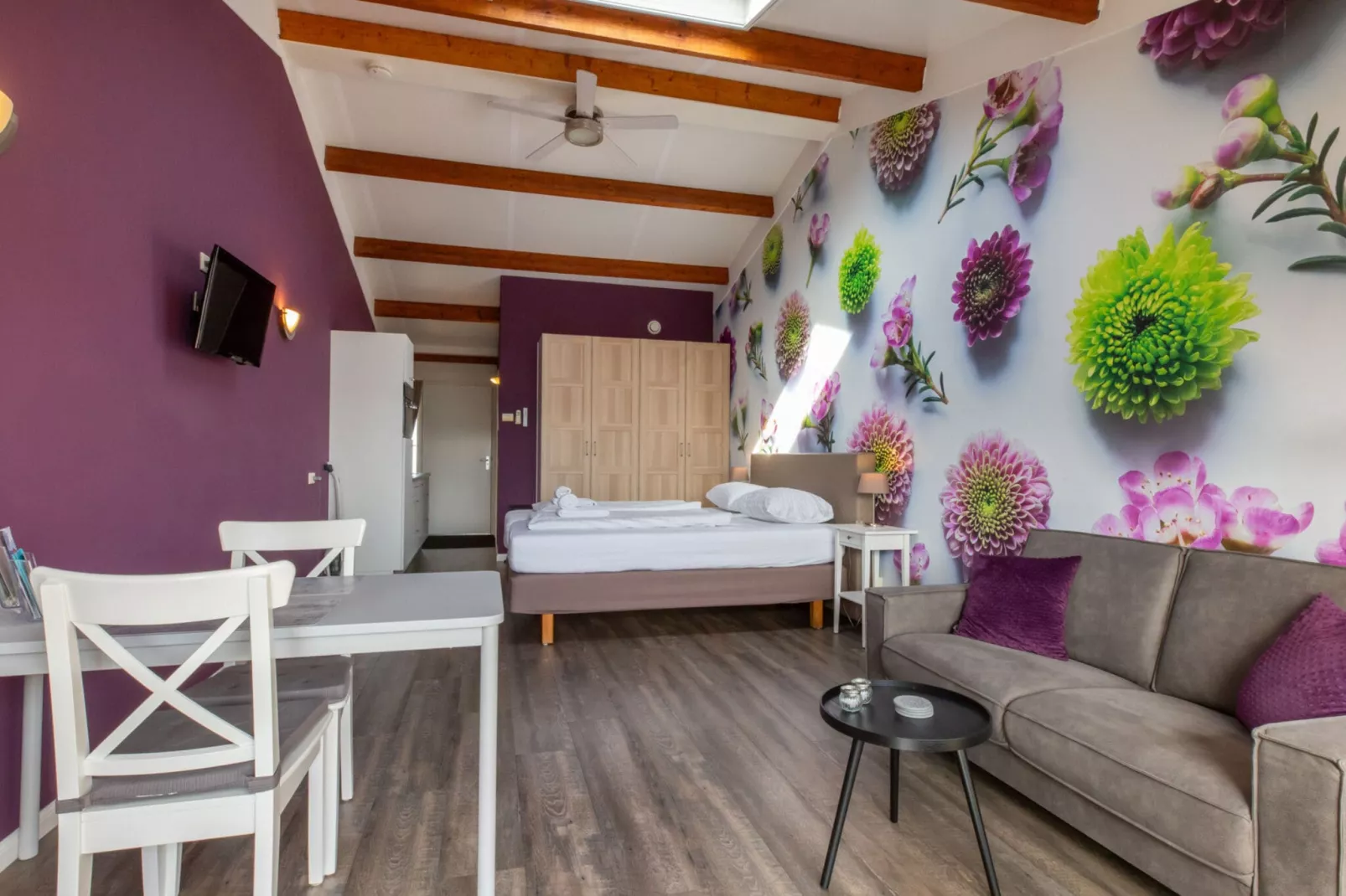 Studio - Vlissingsestraat 3-3  Koudekerke-Woonkamer