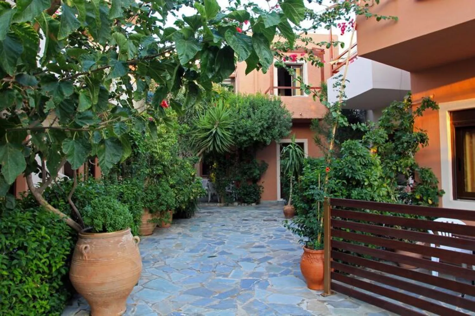 Holiday home, Paleochora-Apartment 1 bedroom 4 pax - Tuinen zomer