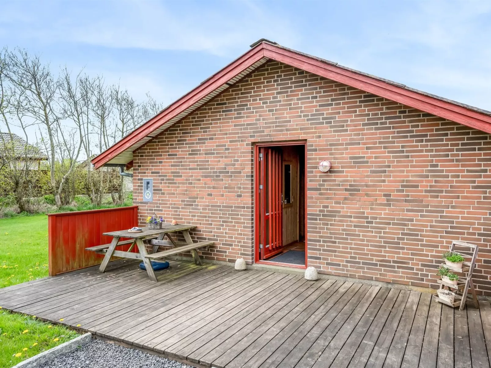 "Gjertrud" - 250m to the inlet-Buiten