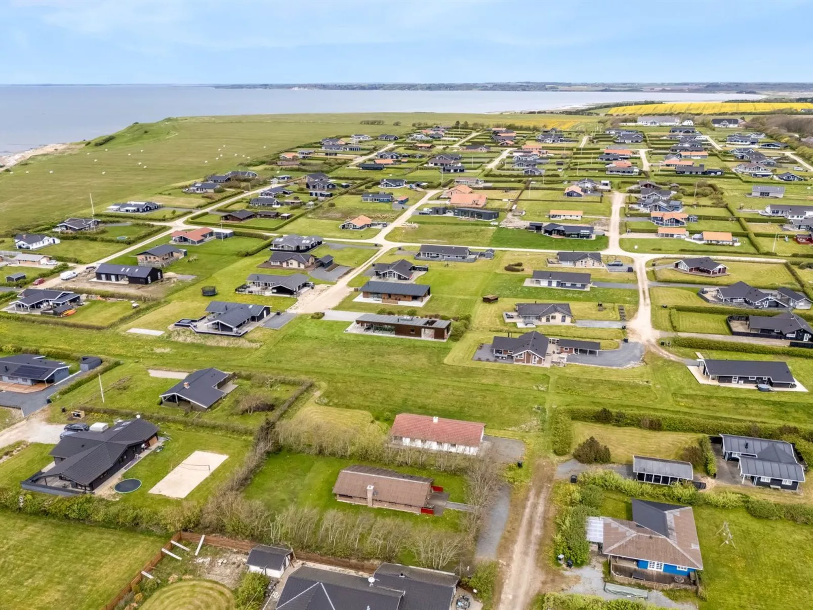 "Gjertrud" - 250m to the inlet-Buiten