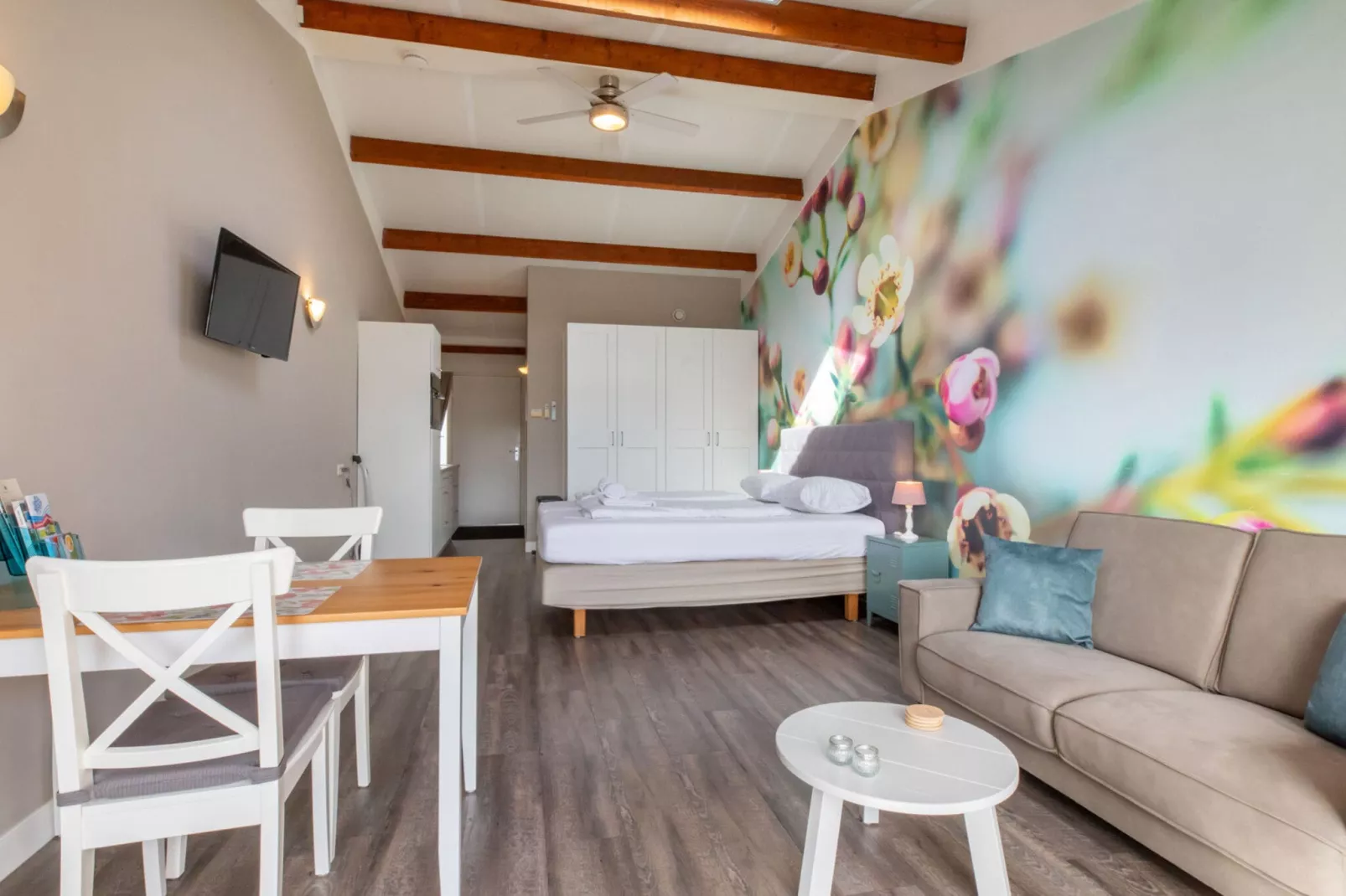 Studio - Vlissingsestraat 3-2  Koudekerke-Woonkamer