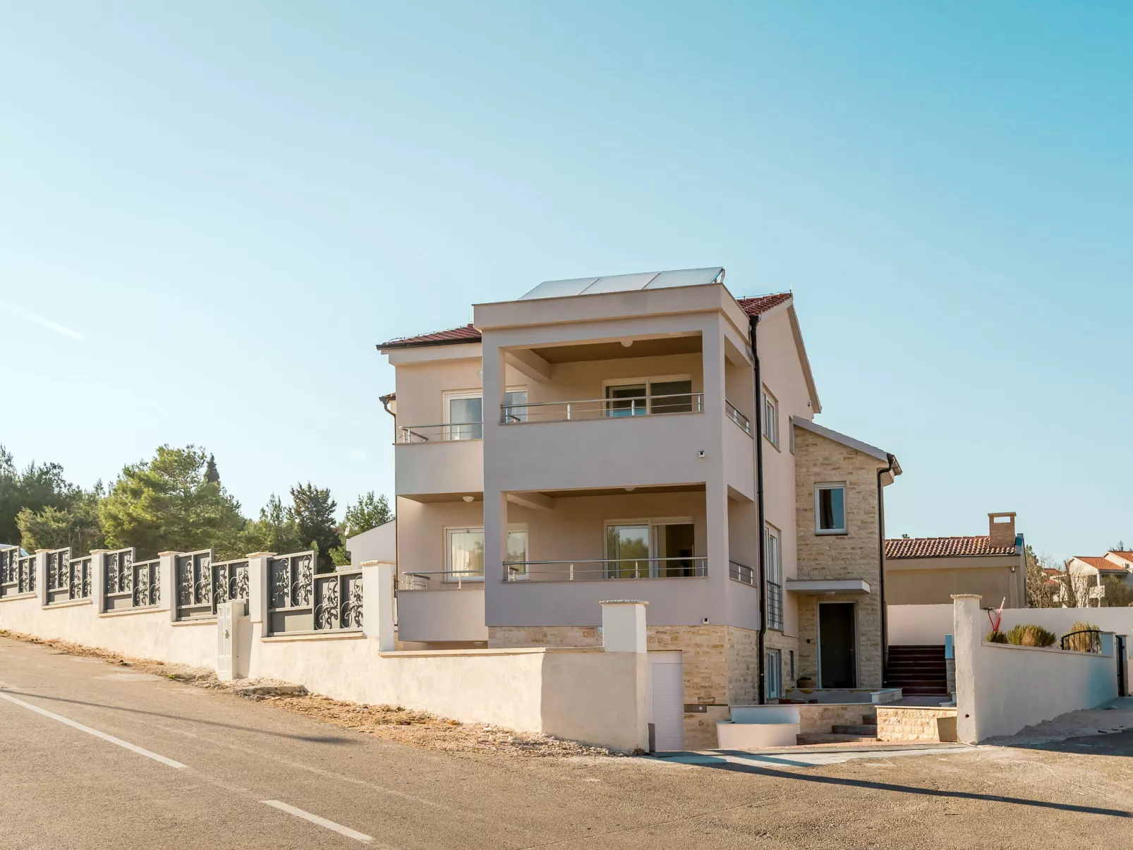 Sea Front Villa Lucija-Buiten