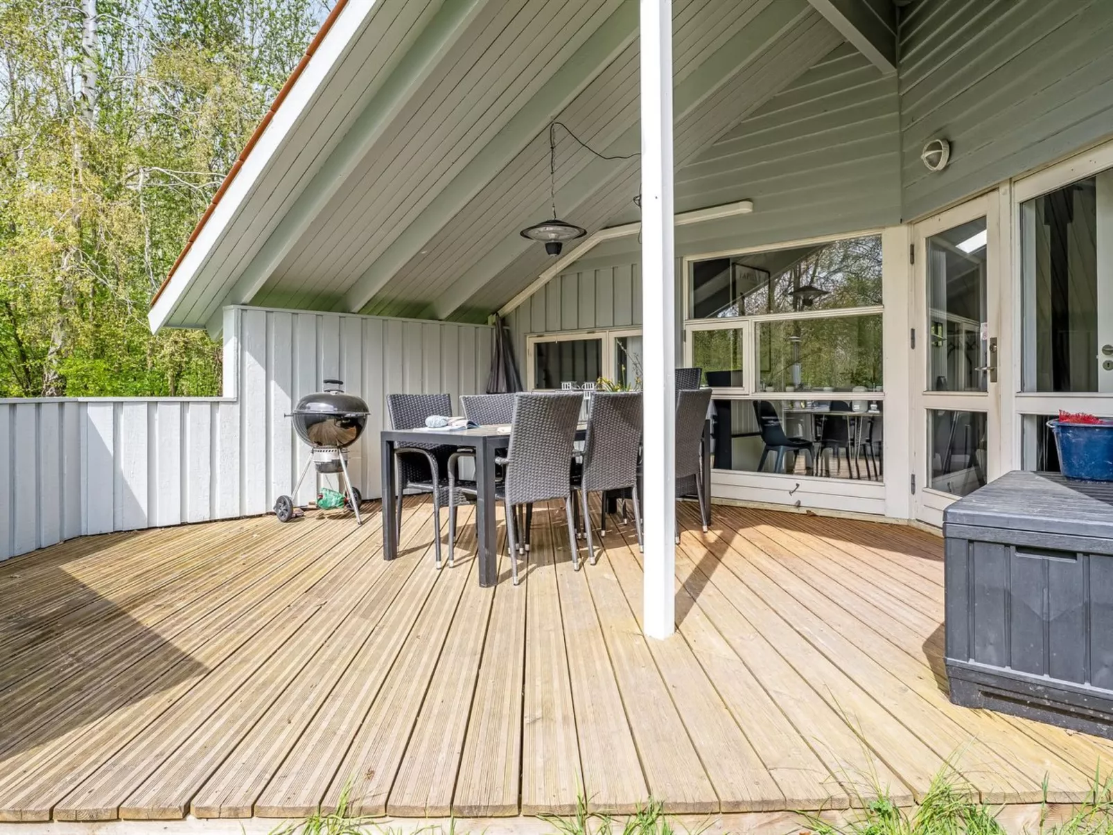 "Bjart" - 1.5km from the sea-Buiten