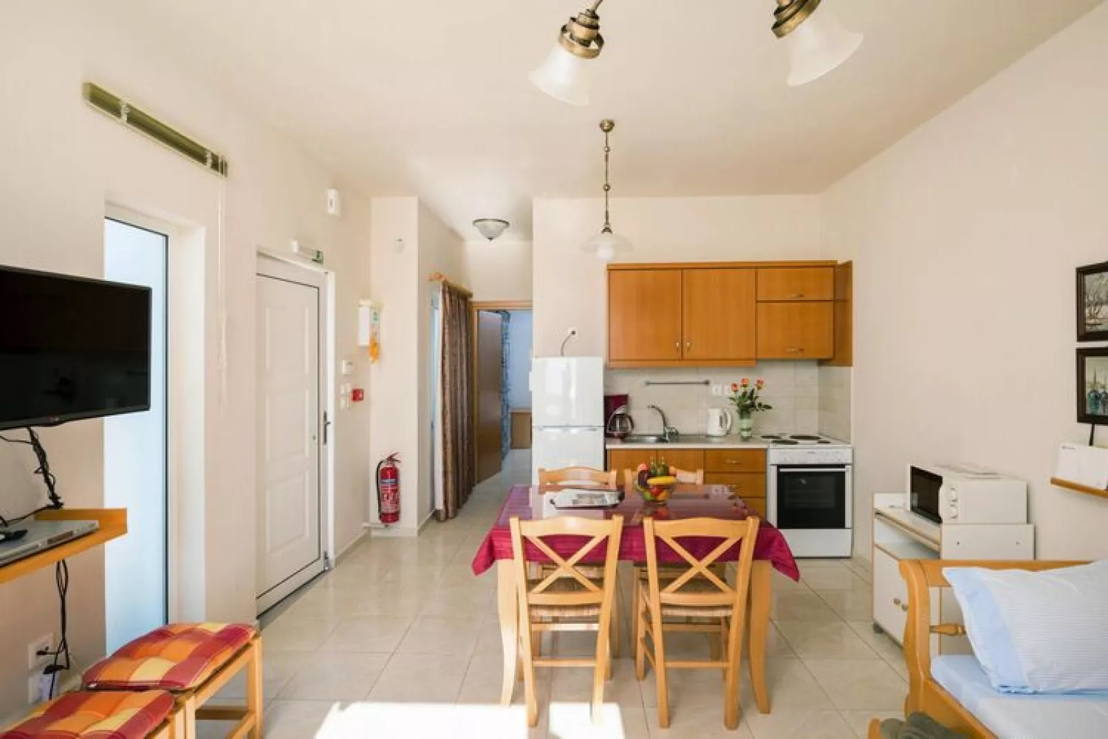 Apartments Cretan View, Chania-1 bedroom-app.-Woonkamer