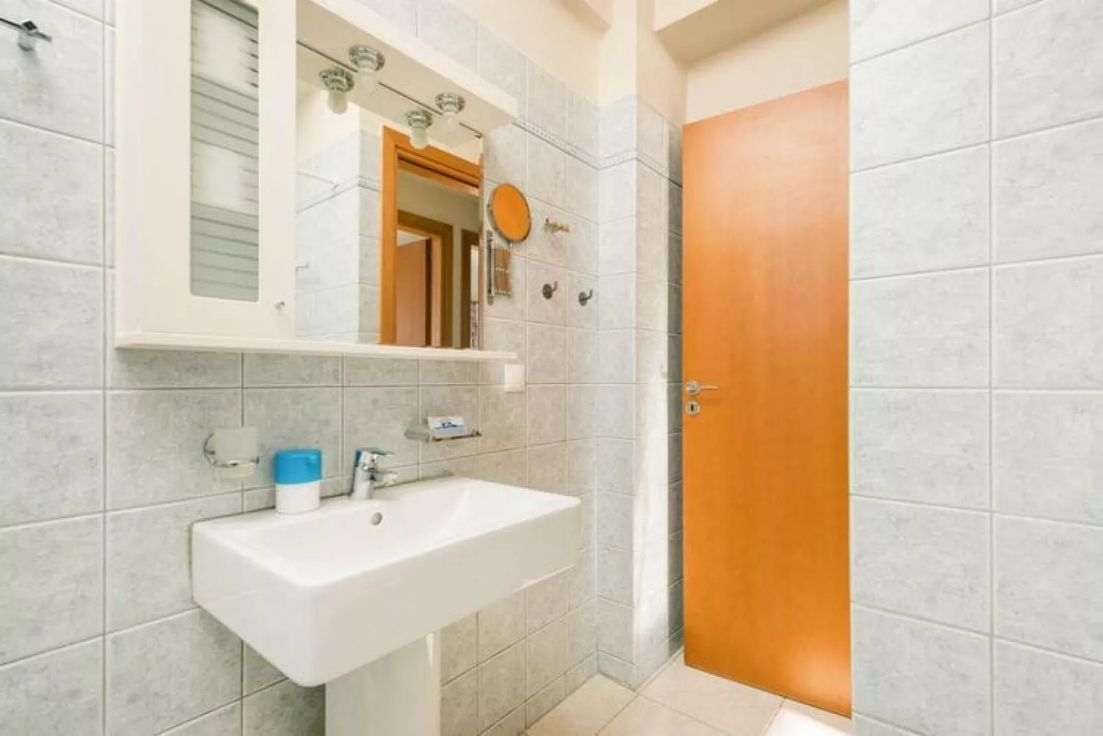 Apartments Cretan View, Chania-1 bedroom-app.-Badkamer