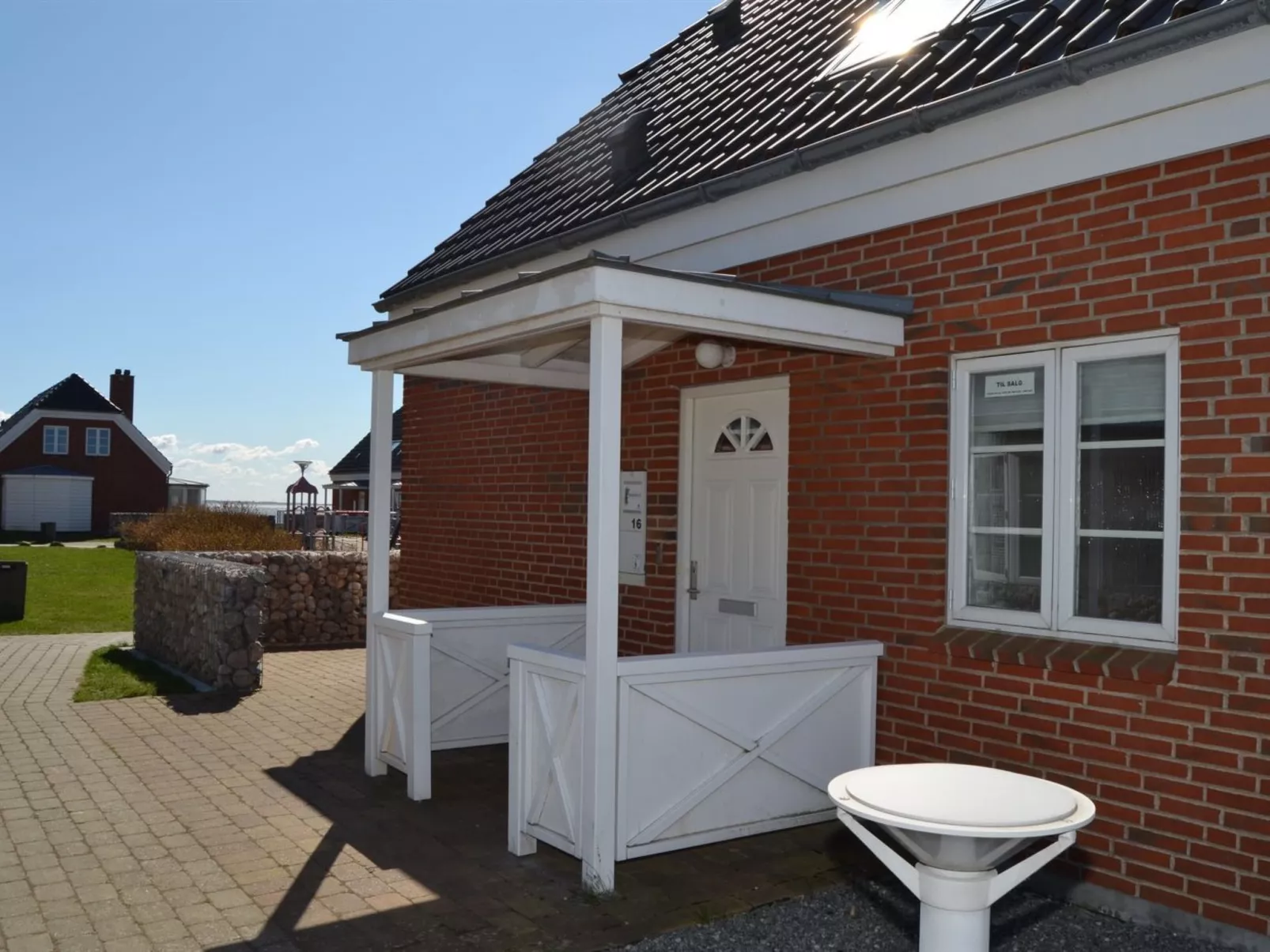 "Joonas" - 100m from the sea-Buiten