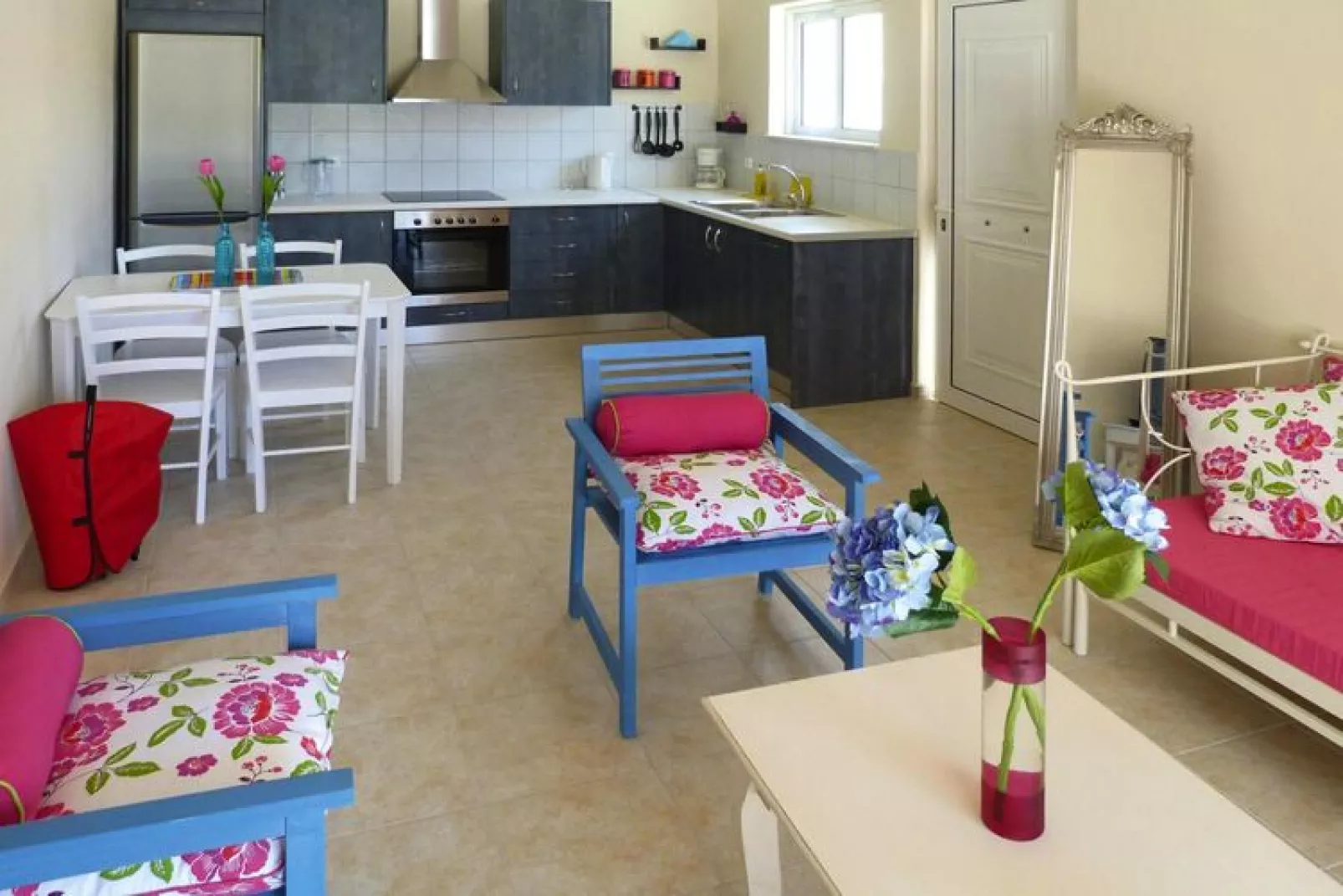 Villas Azure Beach, Nopigia-1-bedroom-villa - 45 sqm with sharing pool-Keuken