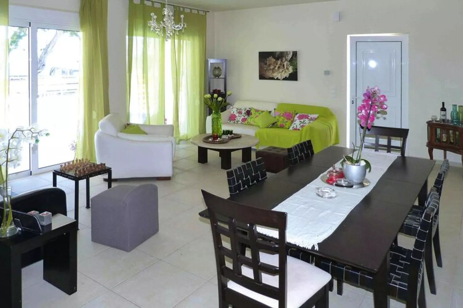 Villas Azure Beach, Nopigia-1-bedroom-villa - 45 sqm with sharing pool-Woonkamer