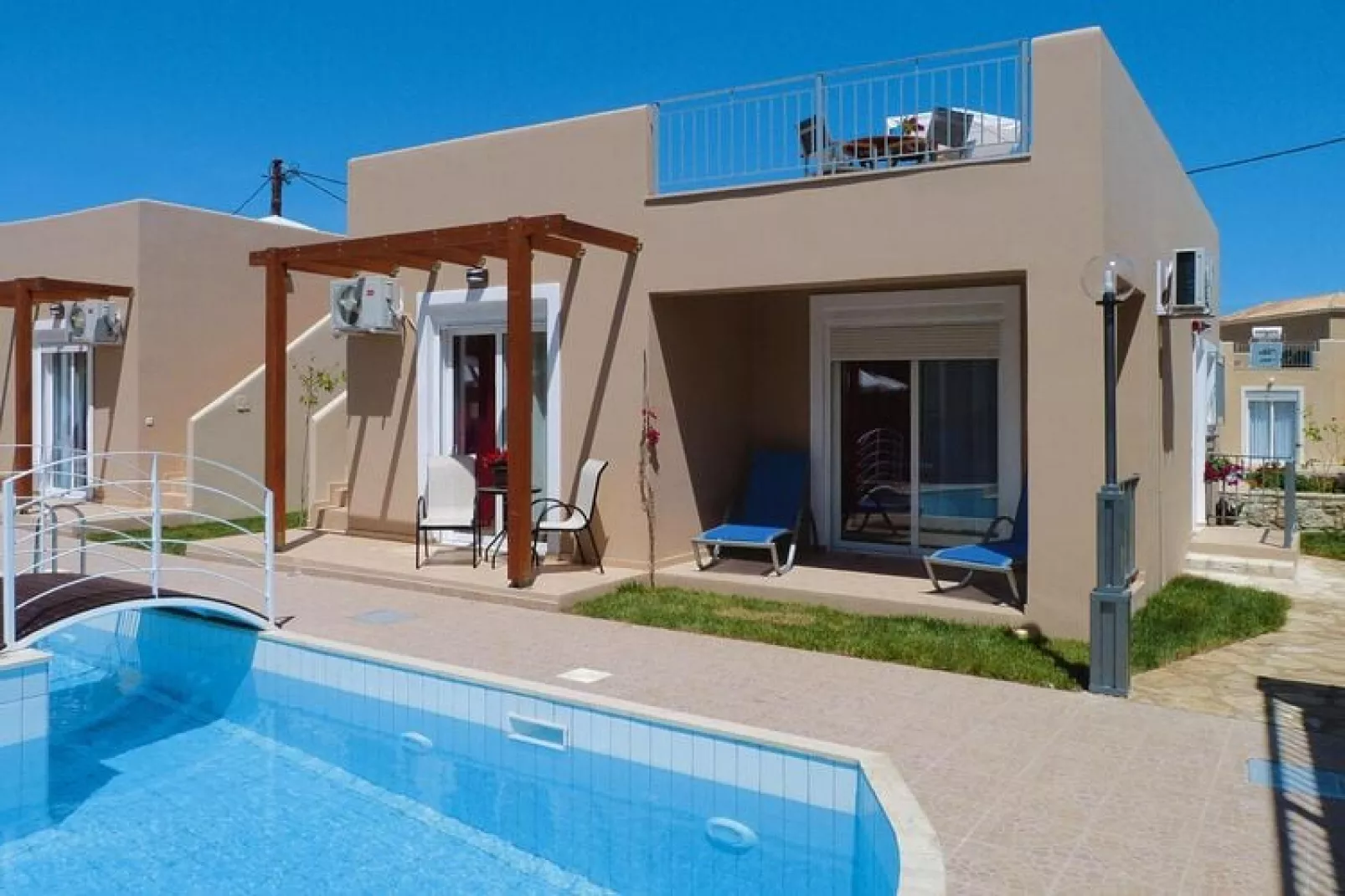 Villas Azure Beach, Nopigia-2-bedroom-villa - 85 sqm with sharing pool