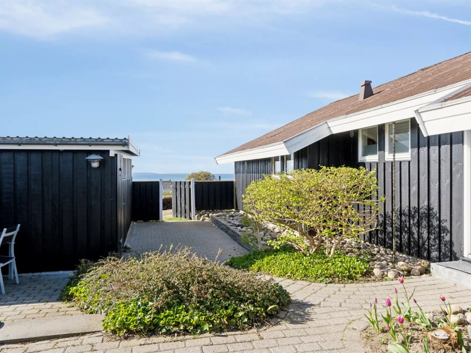 "Majken" - 225m from the sea-Binnen
