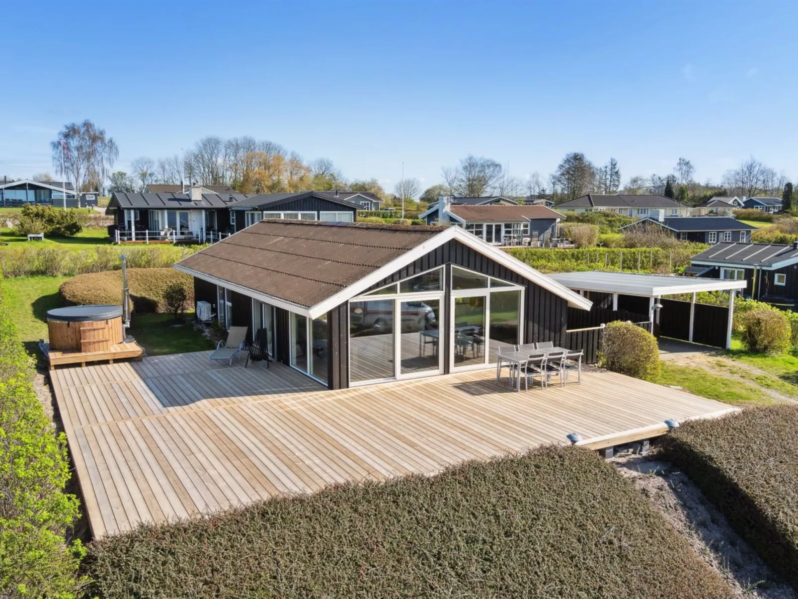 "Majken" - 225m from the sea-Buiten