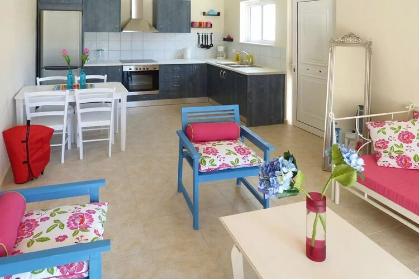 Villas Azure Beach Nopigia 3-bedroom-villa - 100 sqm with sharing pool-Woonkamer