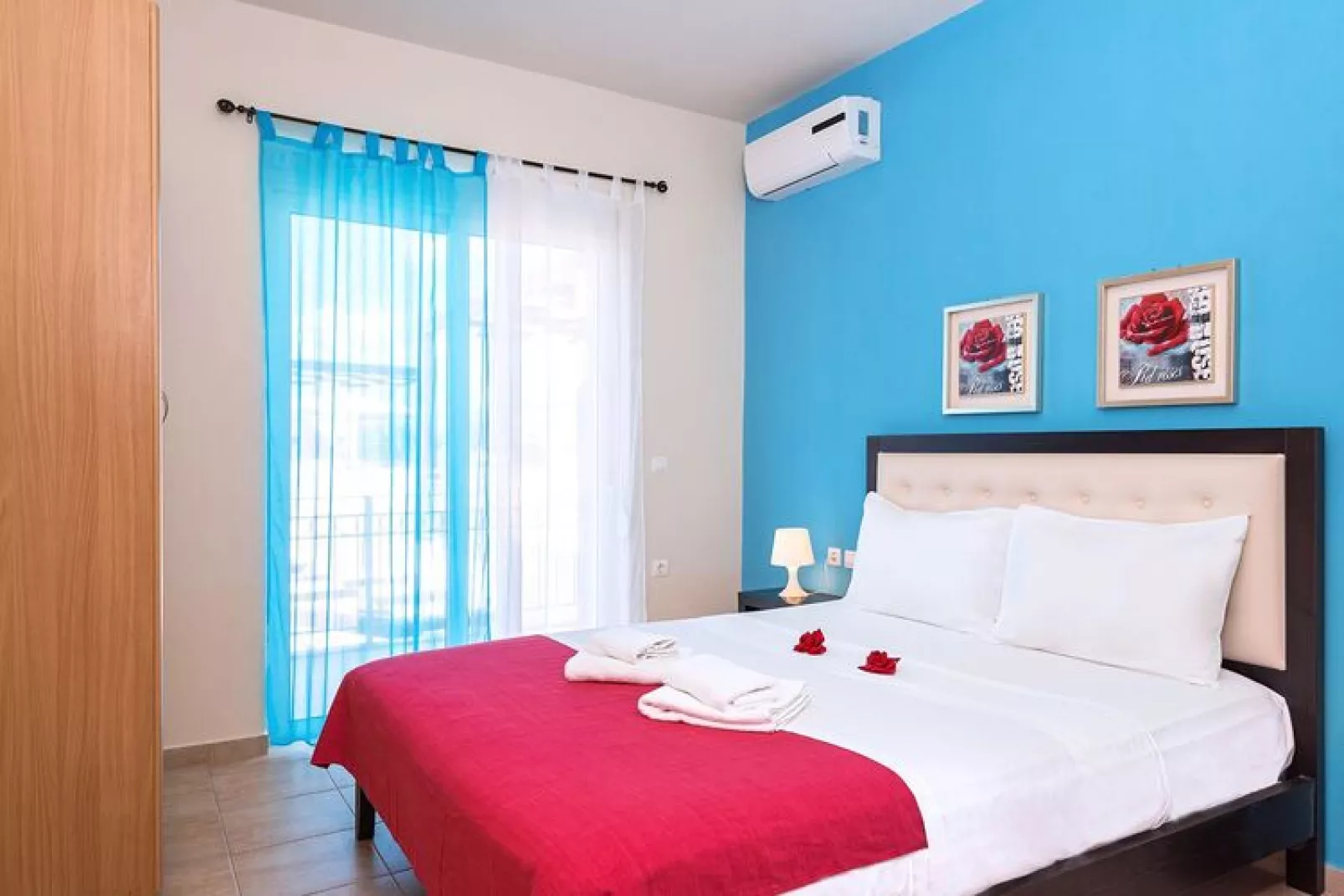 Villas Azure Beach Nopigia 3-bedroom-villa - 100 sqm with sharing pool-Slaapkamer