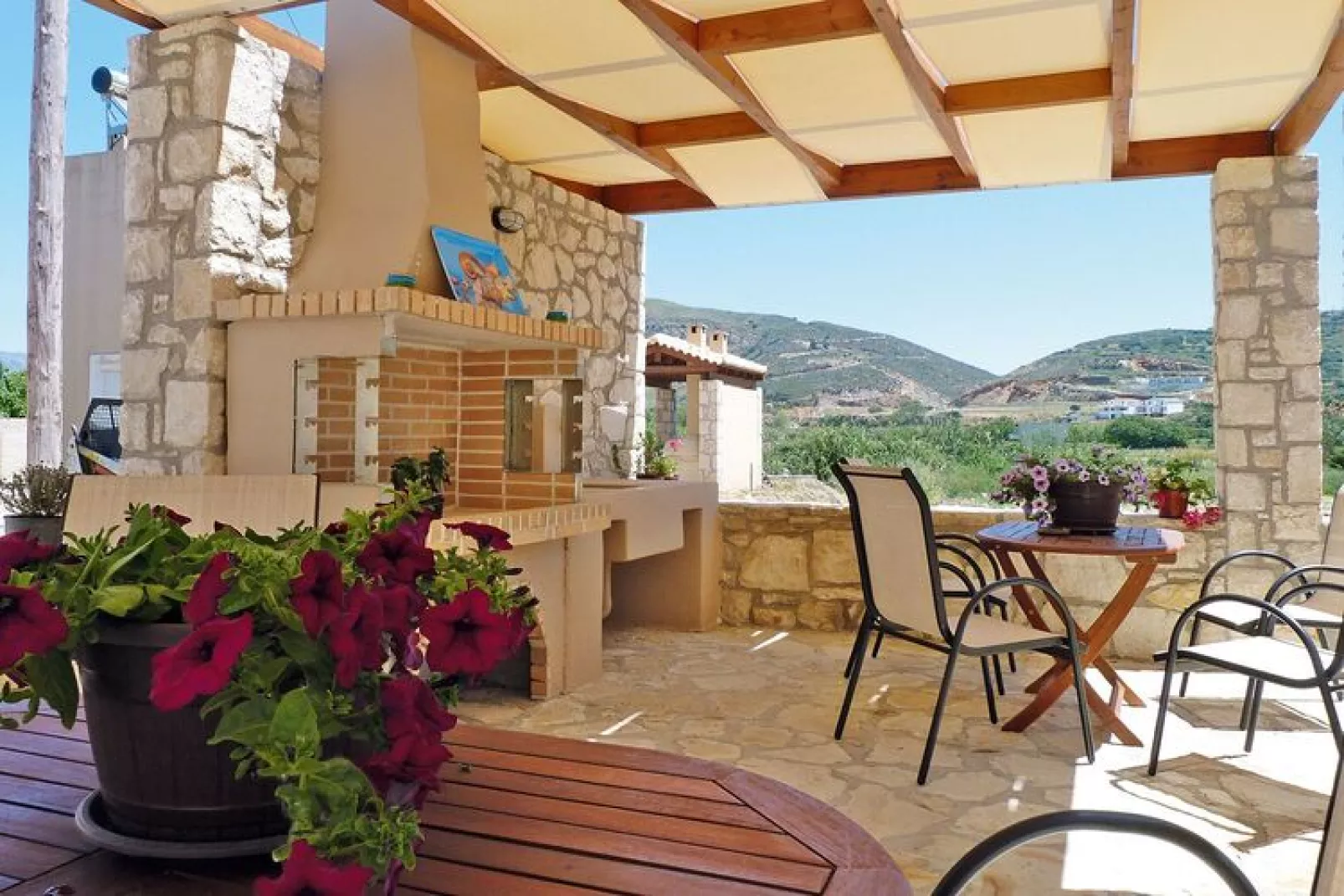 Villas Azure Beach Nopigia 3-bedroom-villa - 100 sqm with sharing pool-Buitenlucht