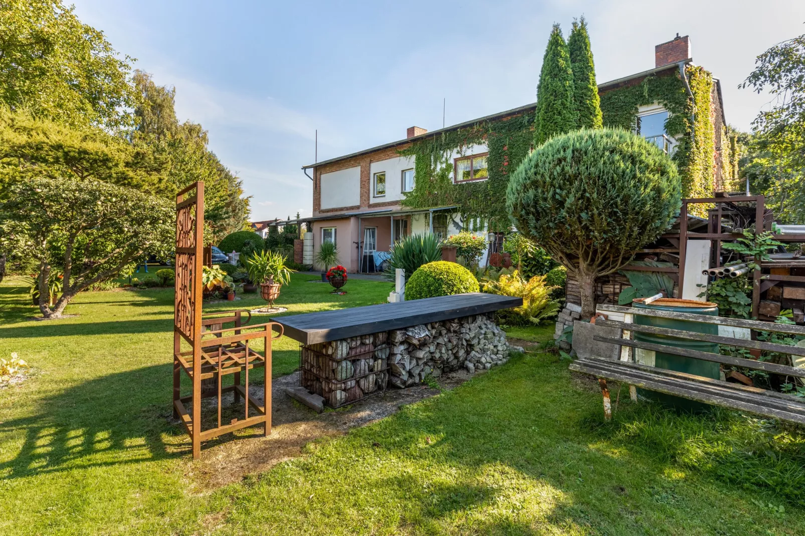 Strandnahe Ferienwohnung Betty mit großem Garten-Terrasbalkon