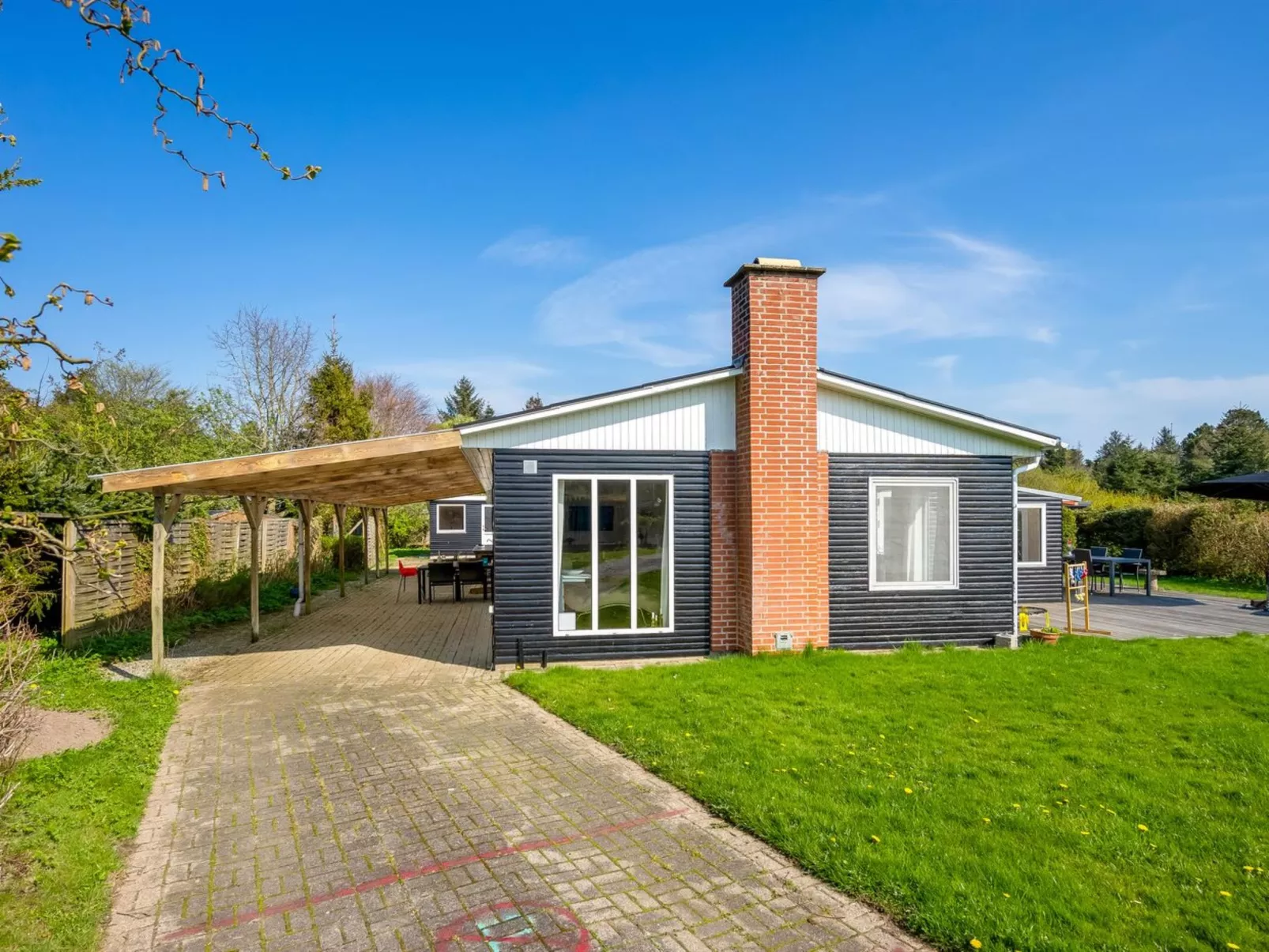 "Yorick" - 1km from the sea-Buiten
