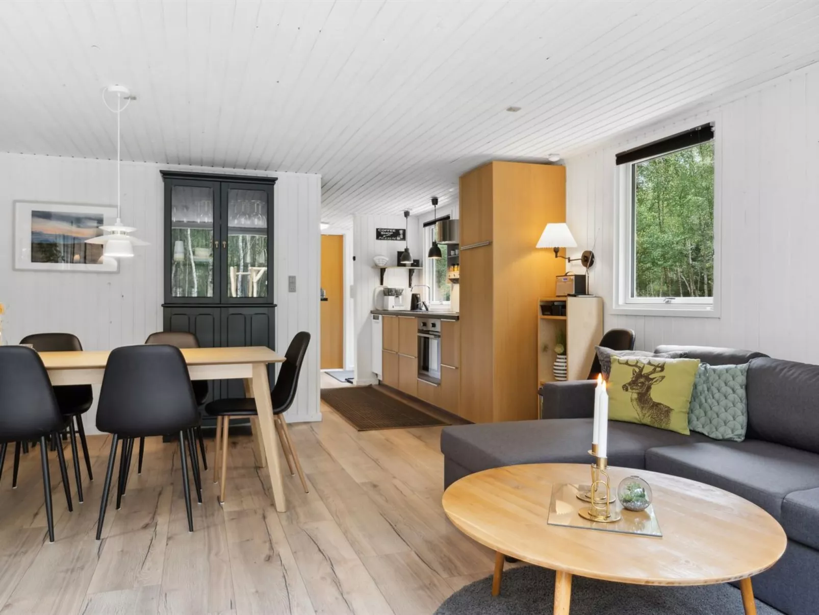 "Tellervo" - 1.5km from the sea-Binnen