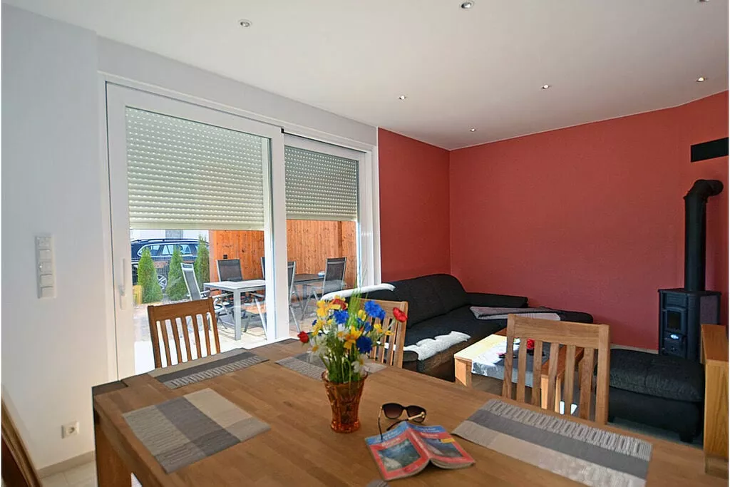 352789-Eetkamer