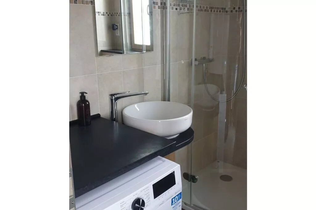 462783-Badkamer