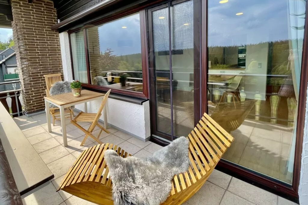432600-Terrasbalkon