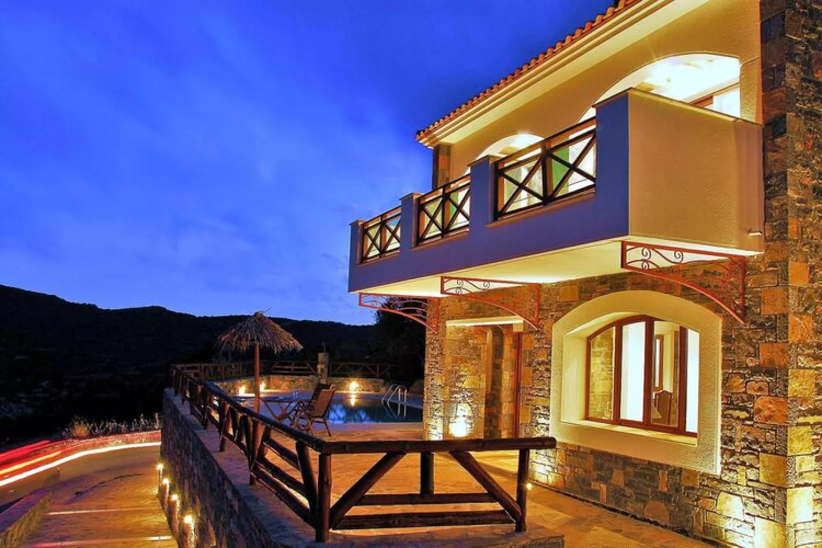 Holiday home Villa Nicoleta & Rafaella, Prina bei Agios Nikolaos-Villa Rafaella-Buitenkant zomer