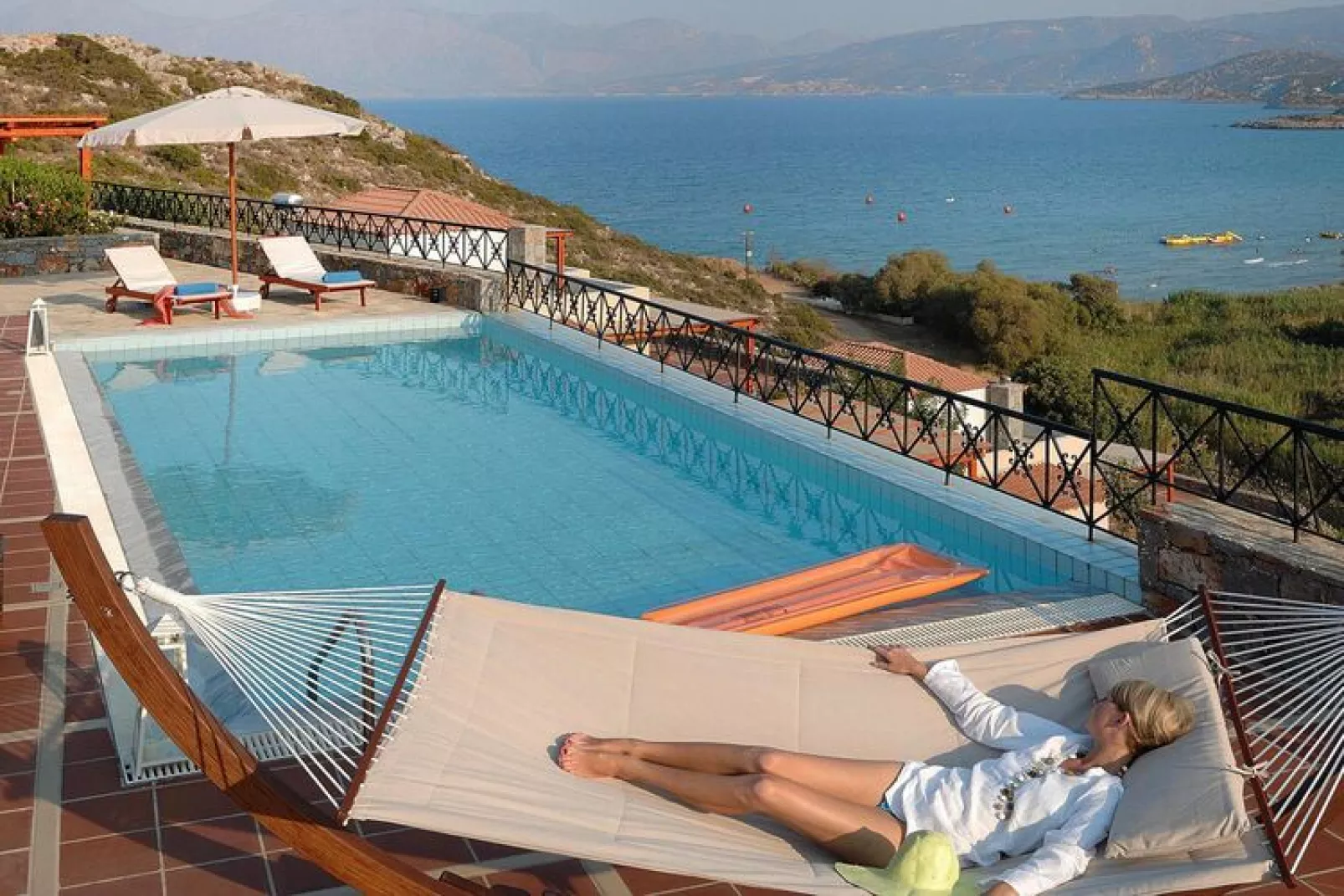 poolofhouse